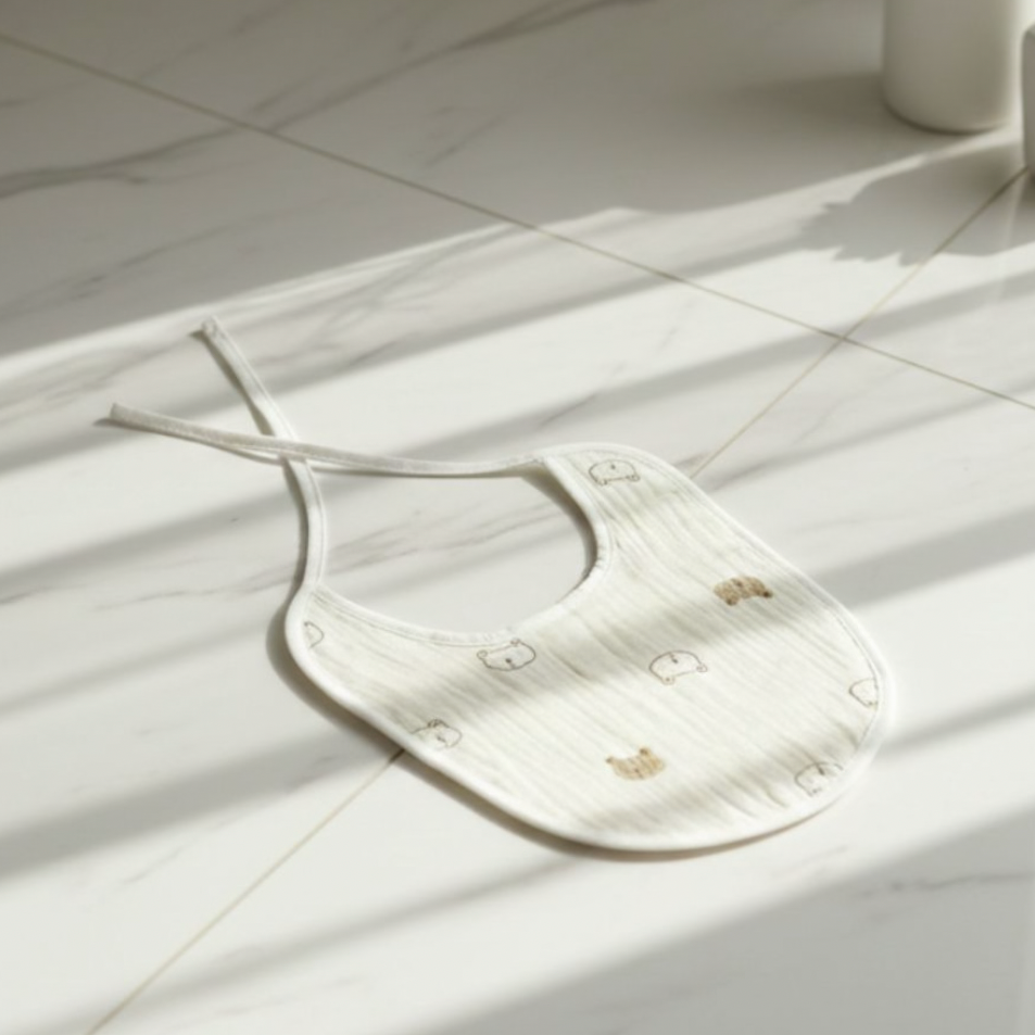 Muslin Bibs ( Pack of 3 )
